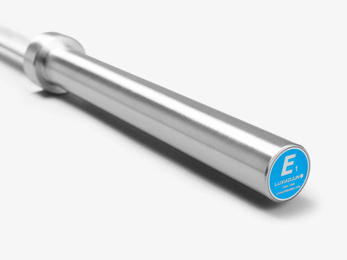 End cap view of the LUXIAOJUN E1 men’s training bar with polished chrome sleeve and branded detail