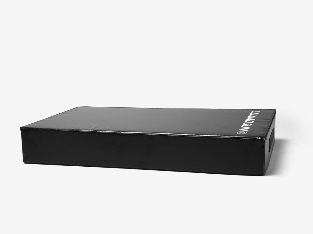 Flat view of the LUXIAOJUN shock absorption pad designed to reduce impact, vibration, and noise